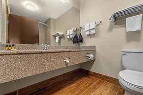 Best Western Plus Shamrock Inn & Suites
