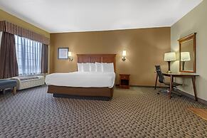 Best Western Plus Shamrock Inn & Suites