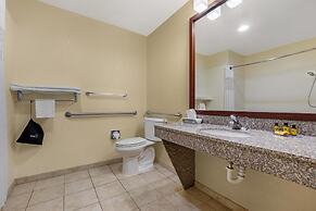 Best Western Plus Shamrock Inn & Suites