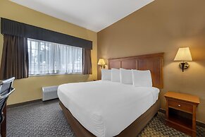 Best Western Plus Shamrock Inn & Suites