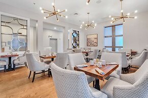 The Bluff Savannah Historic, Tapestry Collection by Hilton