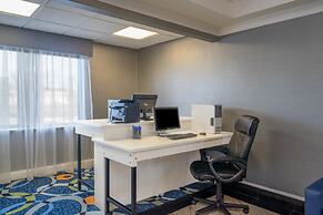 Holiday Inn Express Hotel & Suites Easton by IHG