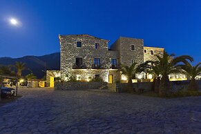 Itilo Traditional Hotel