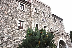Itilo Traditional Hotel
