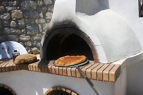 Itilo Traditional Hotel