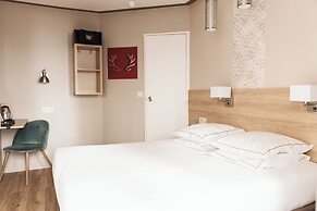 Hôtel Eiffel Segur