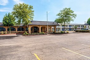 Motel 6 Natchitoches, LA