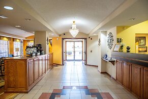 Baymont by Wyndham Hinesville Fort Stewart Area