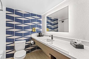 Best Western Plus Lower South End