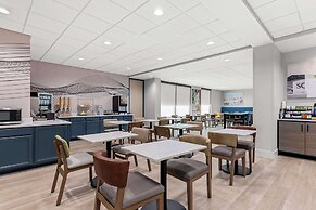 Best Western Plus Lower South End