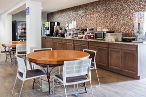 Microtel Inn & Suites by Wyndham Ardmore