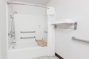 Microtel Inn & Suites by Wyndham Ardmore