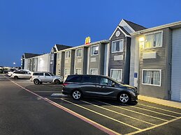 Microtel Inn & Suites by Wyndham Ardmore