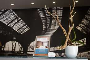 Avenida Hotel Almería