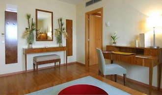 Avenida Hotel Almería