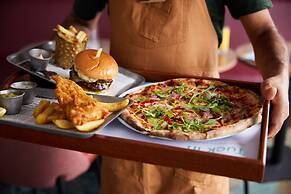 Thistle London Heathrow Terminal 5