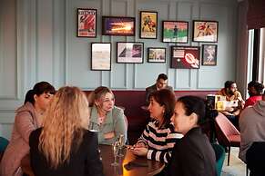 Thistle London Heathrow Terminal 5