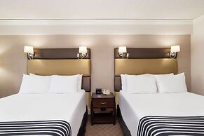 Sandman Signature Vancouver Airport Hotel & Resort