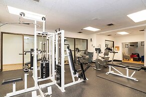 Sandman Signature Vancouver Airport Hotel & Resort