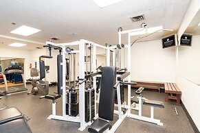 Sandman Signature Vancouver Airport Hotel & Resort