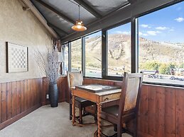 Silver King by All Seasons Resort Lodging