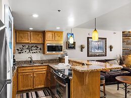 Silver King by All Seasons Resort Lodging