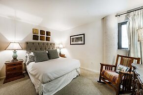 Silver King by All Seasons Resort Lodging