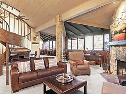 Silver King by All Seasons Resort Lodging