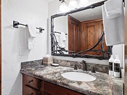 Silver King by All Seasons Resort Lodging