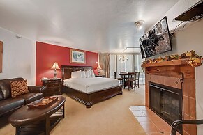 Silver King by All Seasons Resort Lodging