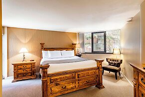 Silver King by All Seasons Resort Lodging