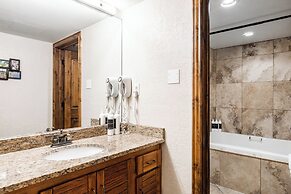 Silver King by All Seasons Resort Lodging