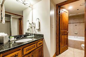 Silver King by All Seasons Resort Lodging