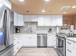 Silver King by All Seasons Resort Lodging