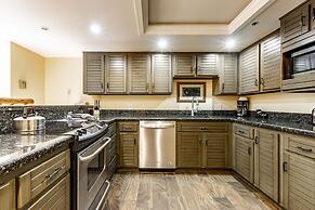 Silver King by All Seasons Resort Lodging