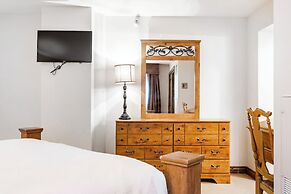 Silver King by All Seasons Resort Lodging