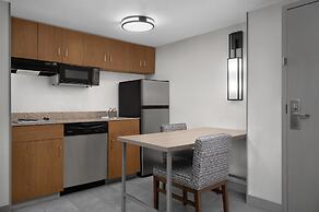 Hampton Inn & Suites Denver - Cherry Creek