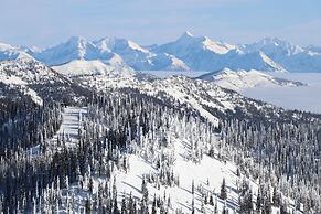 Meadow Lake Resort & Condos