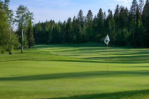 Meadow Lake Resort & Condos