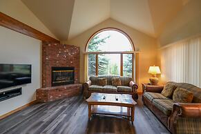 Meadow Lake Resort & Condos