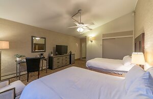 Mountain Chalet Snowmass