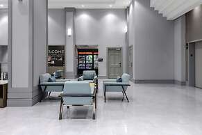 Hampton Inn & Suites Arlington Crystal City DCA