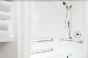 Hampton Inn & Suites Arlington Crystal City DCA