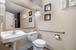 Comfort Suites Port Allen - Baton Rouge