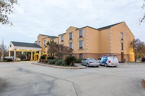 Comfort Suites Port Allen - Baton Rouge