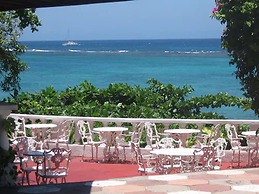 Silver Seas Hotel