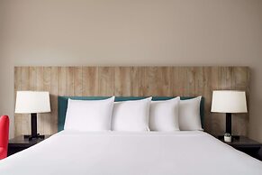 Country Inn & Suites by Radisson, Orlando Airport, FL