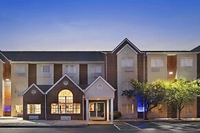Microtel Inn & Suites by Wyndham Florence/Cincinnati Airport