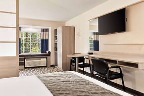 Microtel Inn & Suites by Wyndham Florence/Cincinnati Airport