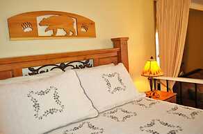 The Americana Village